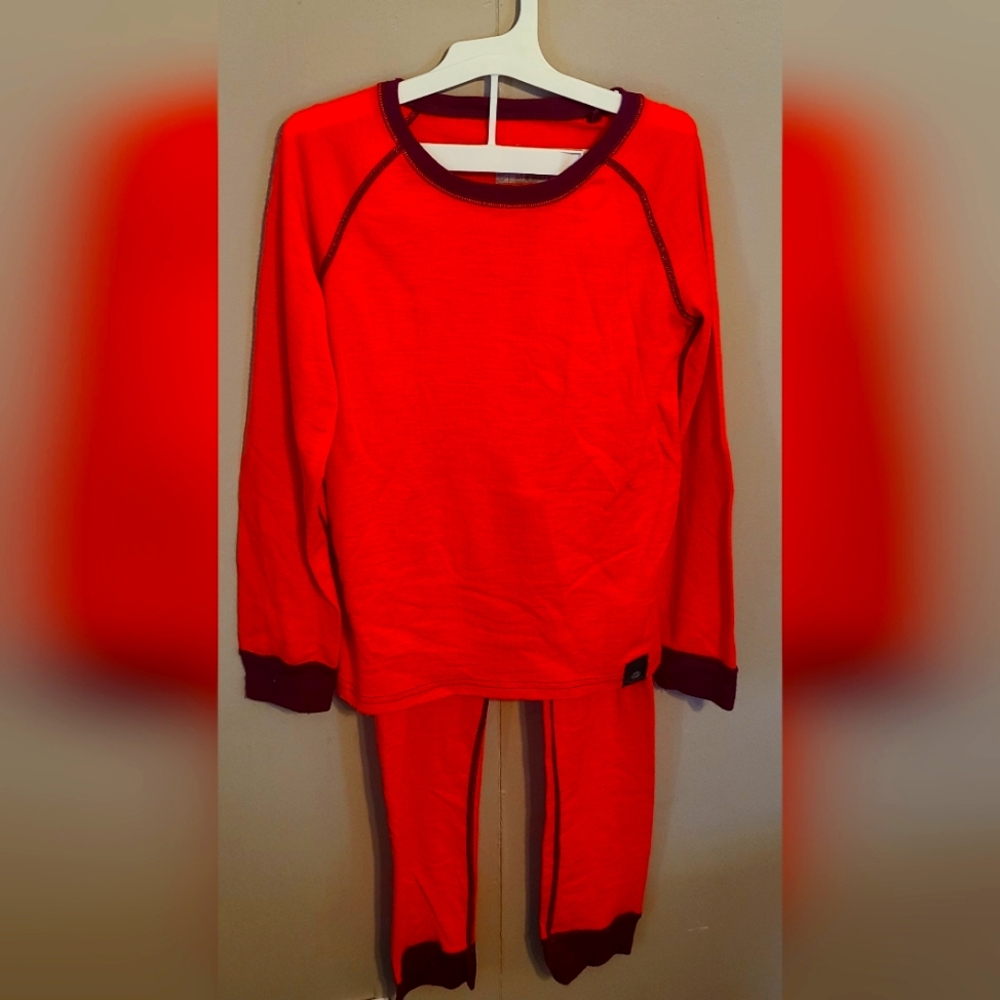 Girls base layers size 9/10